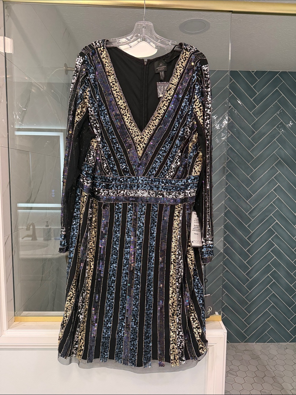 NWT Adrianna Papell Navy Sequin V-Neck Long Sleeve Evening/ Cocktail Dress Size